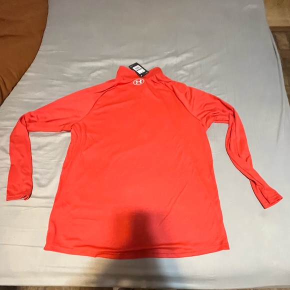 Men’s under armor pullover - Picture 3 of 5